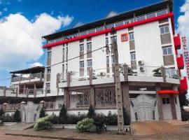 HÔTEL NOAHGARDEN 2, hotel in Cotonou