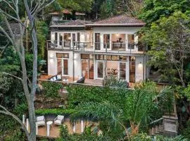 Sydney Northern Beaches Waterfront Pittwater Avalon Beach - Clareville