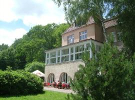 Uzdrowisko Polczyn Borkowo, hotel in Połczyn-Zdrój