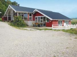 Nice Home In Knebel With Indoor Swimming Pool, rumah percutian di Skødshoved Strand