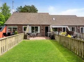2 Bedroom Lovely Home In Rømø