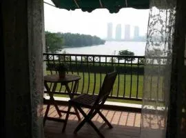 Romantic Suite by the Lake