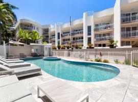 Kirra Palms Holiday Apartments, hotel near Gold Coast Airport, 