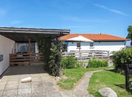 2 Bedroom Stunning Apartment In Allinge, hotel v destinaci Allinge