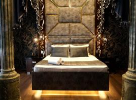 Egoist luxury Hotel, хотел в района на Nasimi, Баку