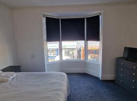 APARTMENT in CENTRAL DONCASTER: Doncaster şehrinde bir otel