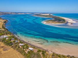 The Inlet Stanley, מקום אירוח ביתי בסטנלי