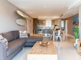 Modern Beachfront Eden on the Bay 210- 2 bedroom, 2 bathroom