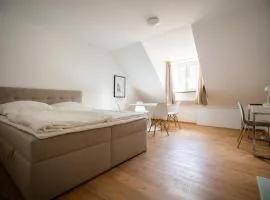 Top Old Town Apartment 2 baths
