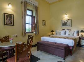 amã Stays & Trails Abhay Manor Kaali Toonk, Udaipur, hotel in Ghānerao