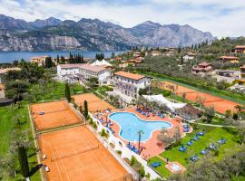 Club Hotel Olivi - Tennis Center, hotel in Malcesine