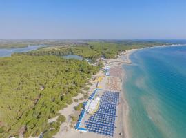 Nicolaus Club Alimini Smile，位于奥特朗托的酒店