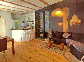 Esencia Lodge - luxurious off-grid cabin retreat