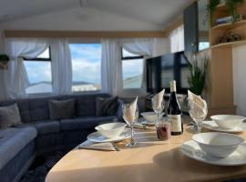 Little Owl - Holiday Home - Caravan Break, bolig ved stranden i Tunstall