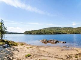 Vacation apartment, beach hotel in Hornnes
