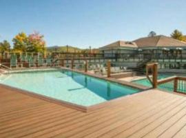 Leslie's Retreat, hotel i Campton