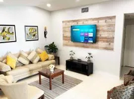 Amazing & cozy Duplex near Zoo Miami !