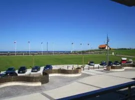 Studio alcôve près de la plage avec aperçu mer pour 4 personnes - FR-1-521-118