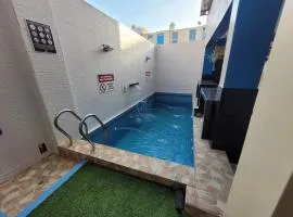 CASA VIP PIURA, piscina privada, full amoblada、ピウラのコテージ