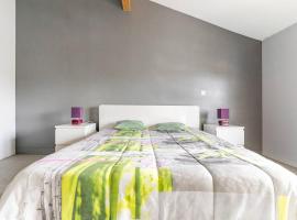 Grande chambre privée avec salle de bain et WC, hotel v destinaci Labarthe-sur-Lèze