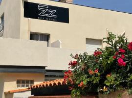 Ezz'Hotel Canet, hotel i Canet-en-Roussillon