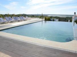 Herdade da Fonte Ferreira, farm stay in Avis