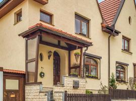 3 Bedroom Stunning Home In Jena, hotel a Jena