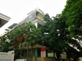 Monarch Luxur - Infantry Road, hotell piirkonnas Bangalore Shopping Area, Bangalore