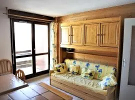 Appartement 2 pièces cabine, 100m pistes, parking gratuit - FR-1-297-127