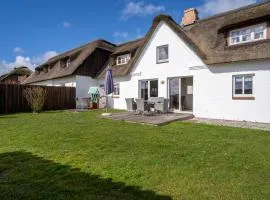 Fischerhaus am Strand Reetdachhaus Friesenhaus