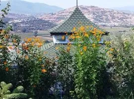 Olive Garden Retreat
