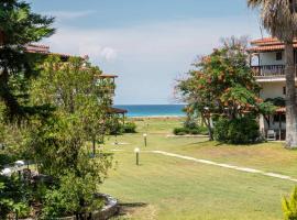 F & B Summer Collection - Kassandra - Fourka, hotel in Skála Foúrkas