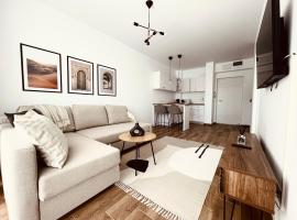 The Palm 2 Apartment - family friendly, central, self check-in