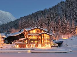 Chalet Le Moulin, Courchevel Le Praz, 6 chambres, Ski in, Ski out, Hotel in Courchevel