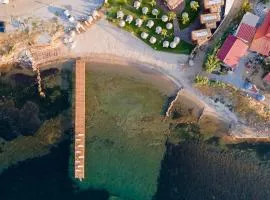 Anda Beach Bistro & Rooms