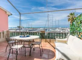 Apartment Ponente N-2 by Interhome