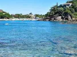 Búzius na Praia da Ferradura Frente mar