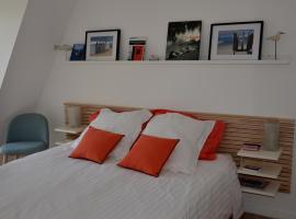 Le Beau Repaire 1 à 3 chambres étage indépendant, готель у місті Анже