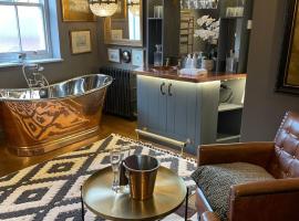 The Barth Room at Cheshire Boutique Barns, hotel di Nantwich