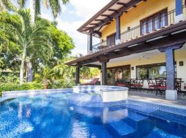 Villa Zindagi Luxury Villa Private Pool - Reserva Conchal, hotell i Brasilito