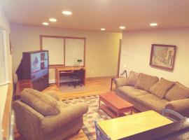 Private Apartment Furnished Great for Business Traveler, hotel with parking in Whitehouse