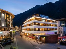 fire & ice LIVING, hotel din Ischgl