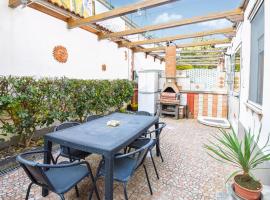 4 Bedroom Awesome Home In Benevento, hotel a Benevento