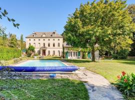 10 Bedroom Stunning Home In Espalion, hotel di Espalion