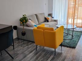 Zinas modern flat Nicosia, hotelli kohteessa Strovolos
