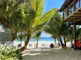 Chavez Eco Beach Camping and Cabañas