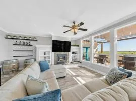 Luxe & Comfy Vineyard Estate ~ Breathtaking Views!