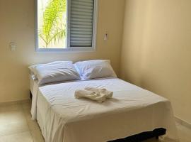KITNET 1001 Apart Hotel, ваканционно жилище в Пирасикаба