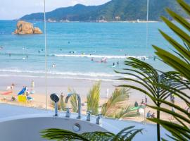 Deer Chenke seascape Surf B&B, allotjament a la platja a Sanya