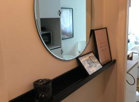 Lägenhet / studio i centrala Båstad, hotel di Båstad